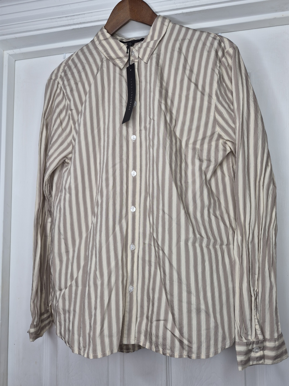 Jane & Delancey Neutral Stripe Button-Up Shirt in Beige and Cream Large NWT